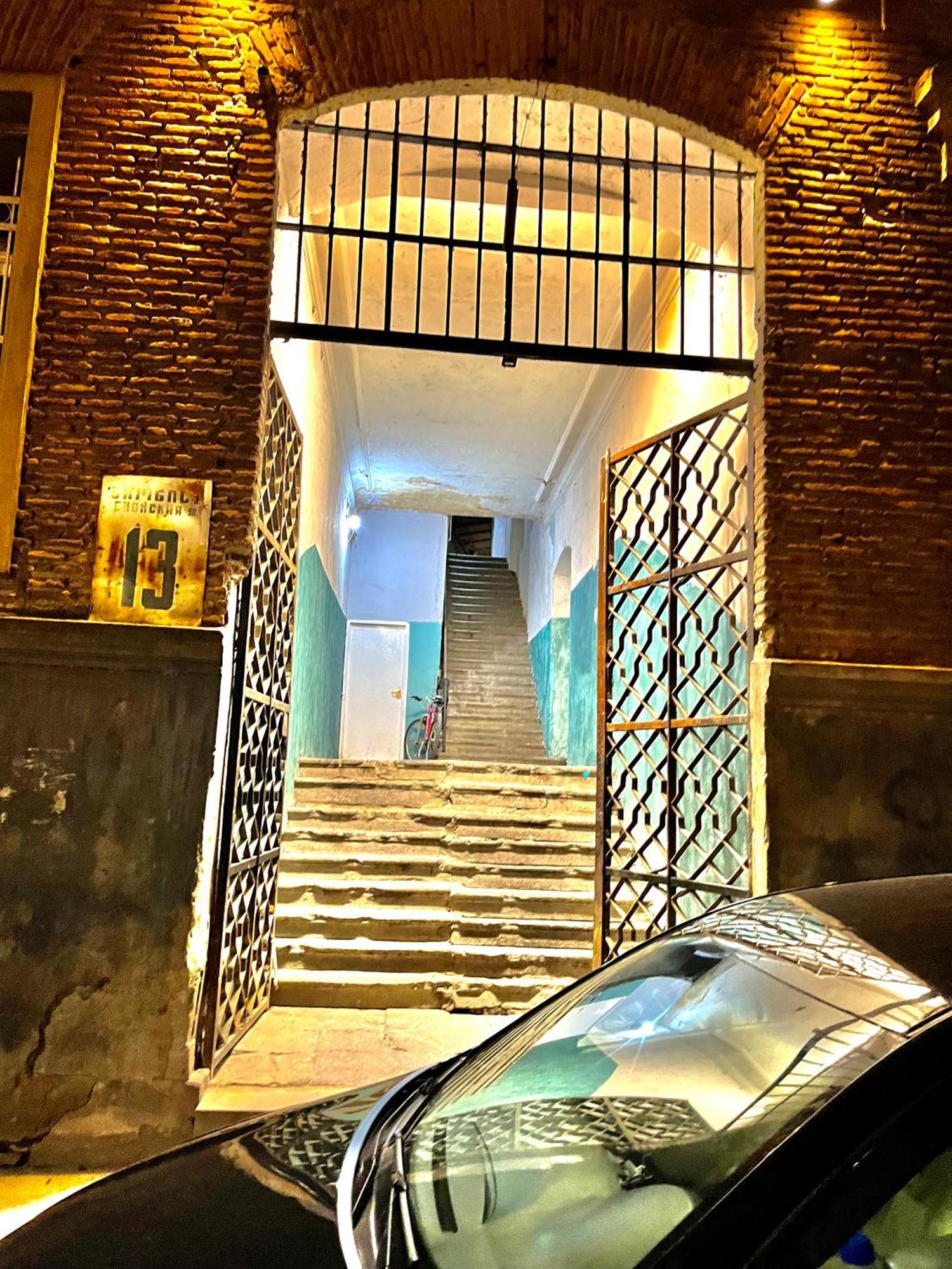 Sweet Home In Old تبليسي المظهر الخارجي الصورة